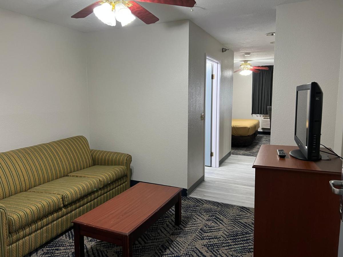 Baymont By Wyndham Sw Omaha