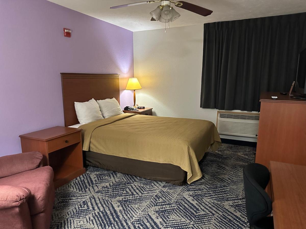 Hotel Baymont By Wyndham Sw Omaha