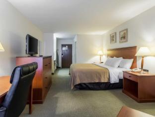 Hotel Baymont By Wyndham Sw Omaha